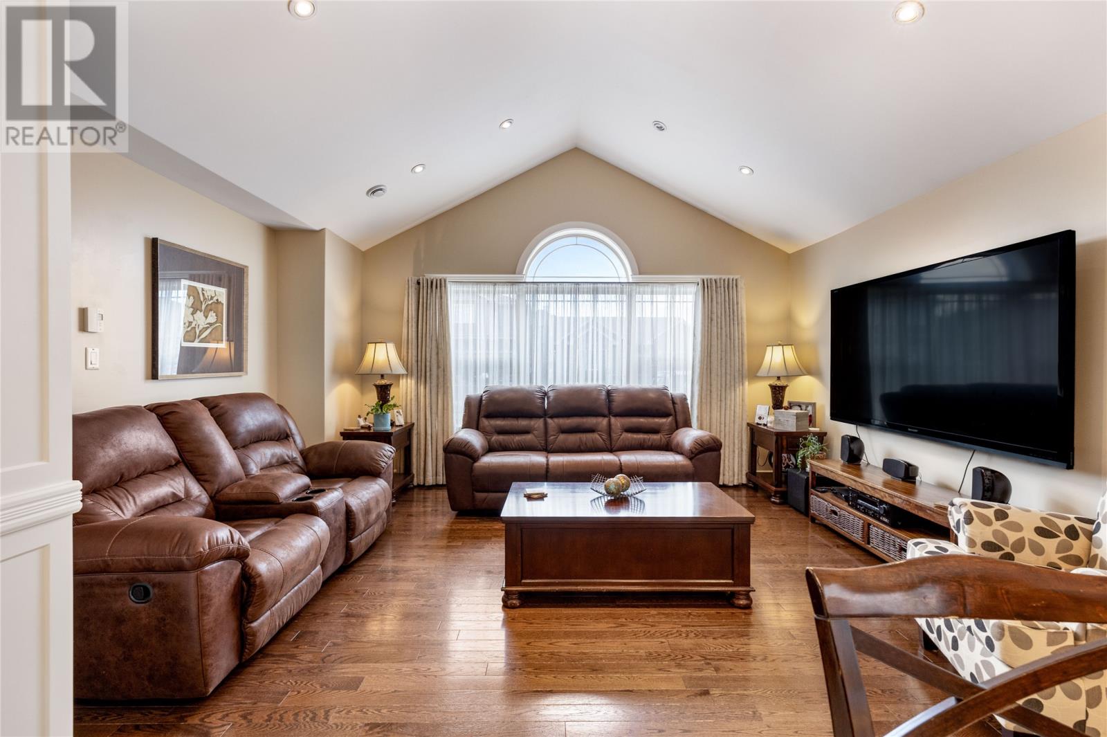 82 Kenai Crescent, St. John's, Newfoundland & Labrador  A1H 0J1 - Photo 8 - 1299604