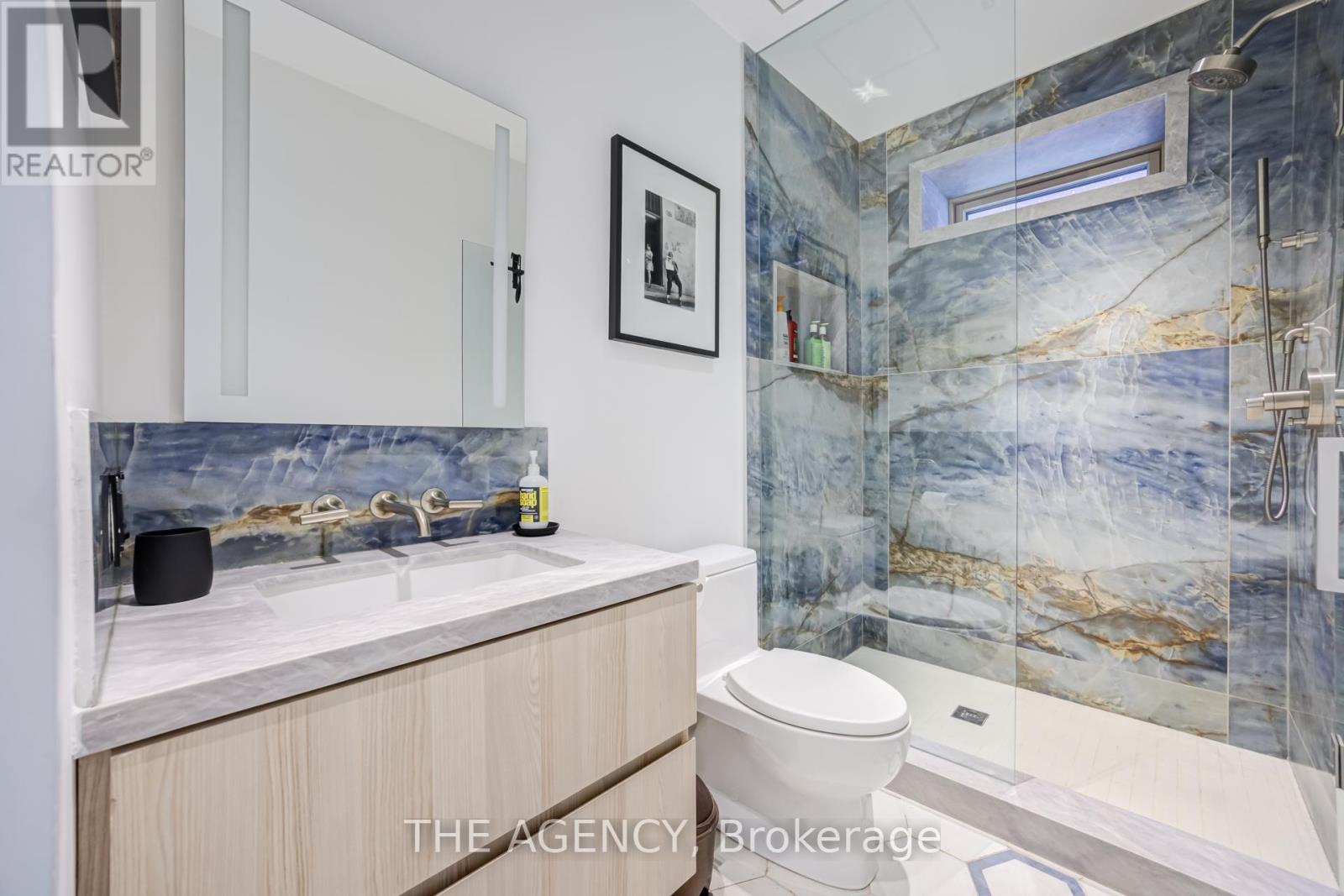 15 Albermarle Avenue, Toronto, Ontario  M4K 3Y9 - Photo 8 - E13504388