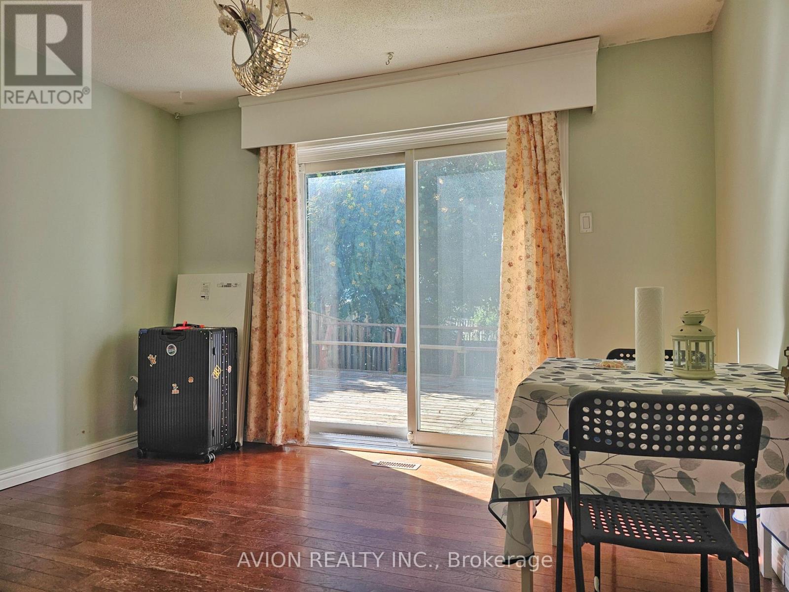 79 Oakhaven Drive, Toronto, Ontario  M1V 1X8 - Photo 10 - E13504456