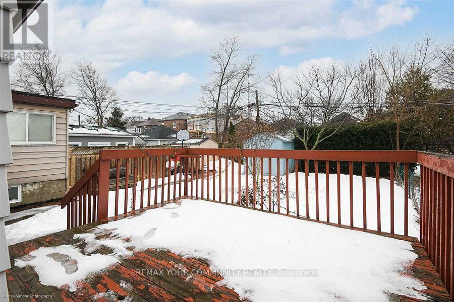26 Elmsdale Road W, Toronto, Ontario  M4J 3M4 - Photo 20 - E13504526