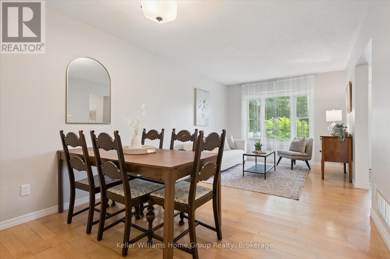 735 Campbell Avenue, Centre Wellington (Fergus), Ontario  N1M 3N1 - Photo 10 - X13504368