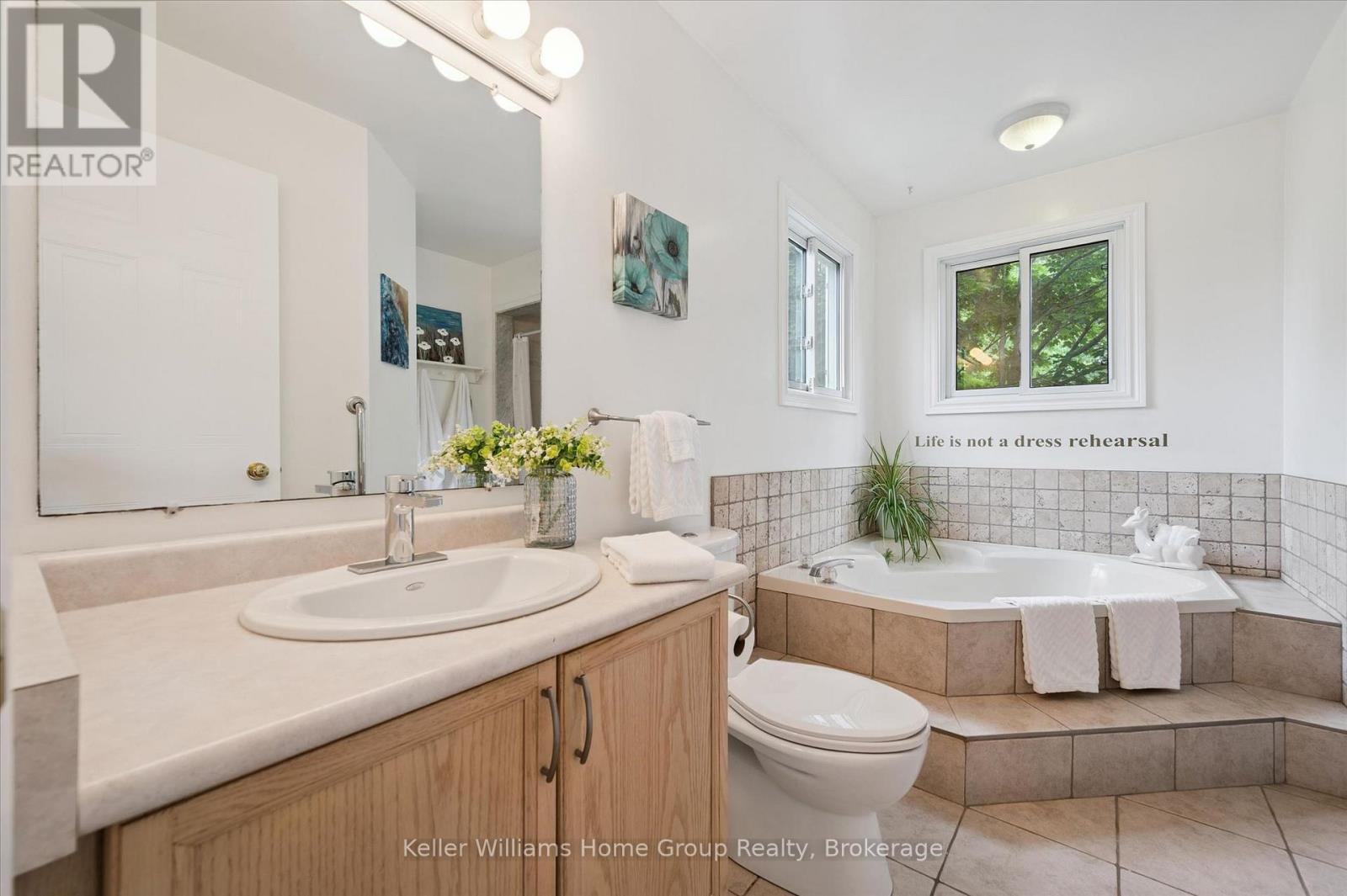 735 Campbell Avenue, Centre Wellington (Fergus), Ontario  N1M 3N1 - Photo 32 - X13504368