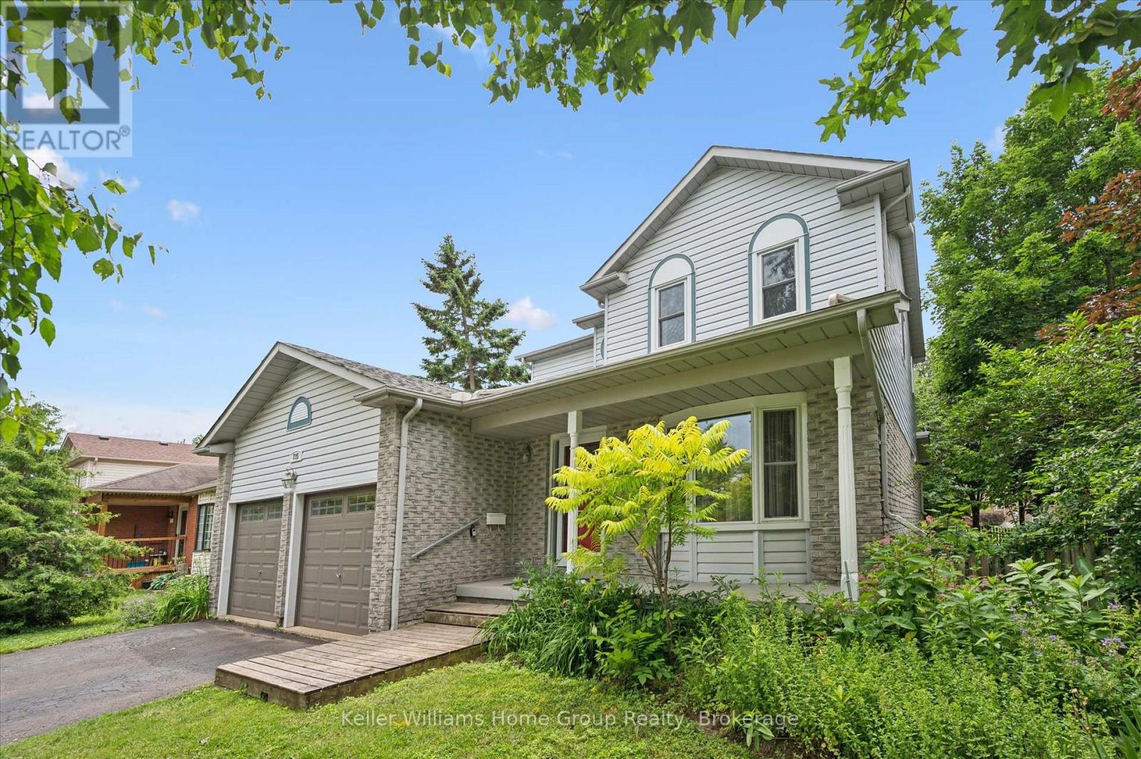 735 Campbell Avenue, Centre Wellington (Fergus), Ontario  N1M 3N1 - Photo 4 - X13504368
