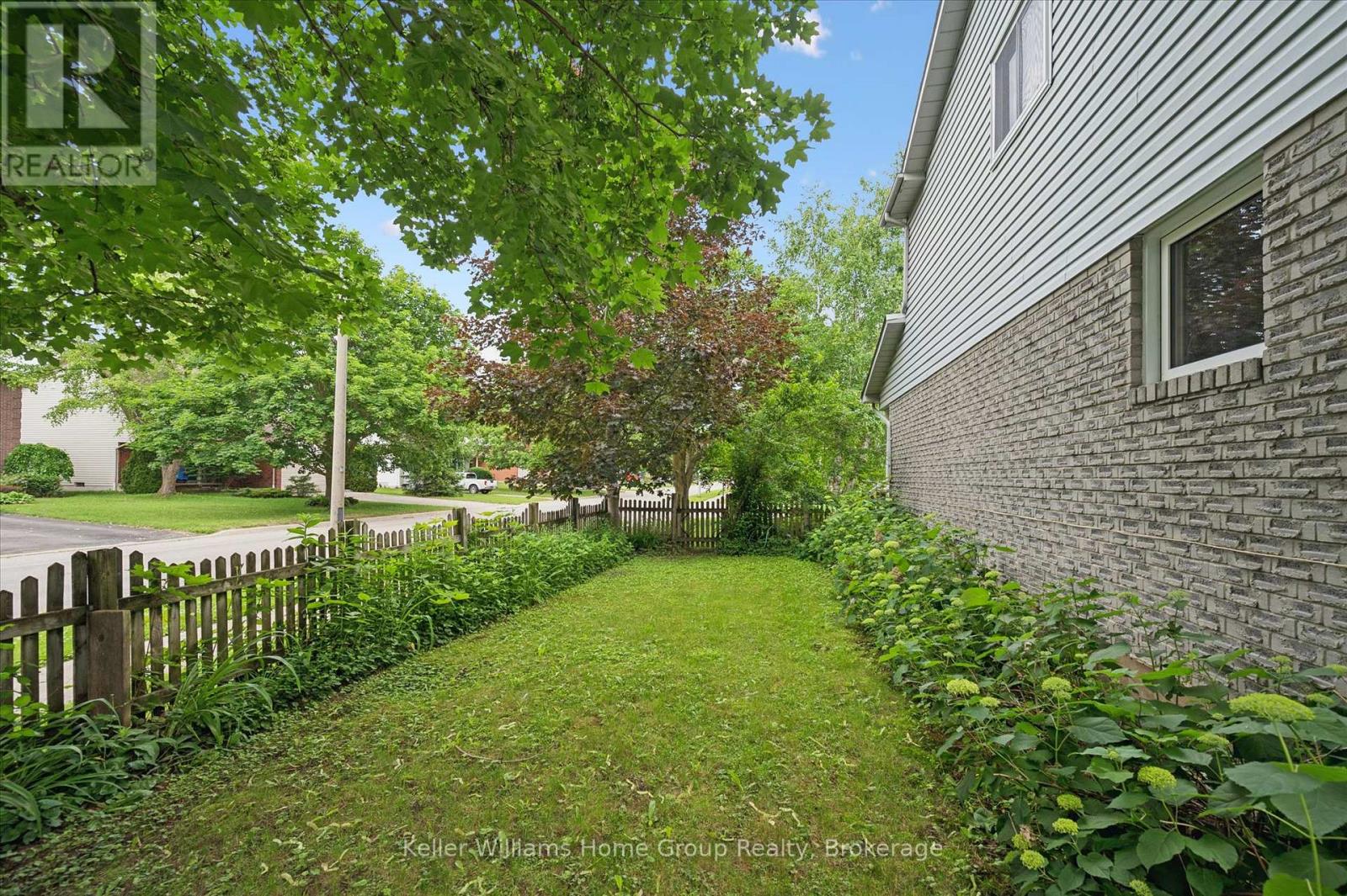 735 Campbell Avenue, Centre Wellington (Fergus), Ontario  N1M 3N1 - Photo 42 - X13504368