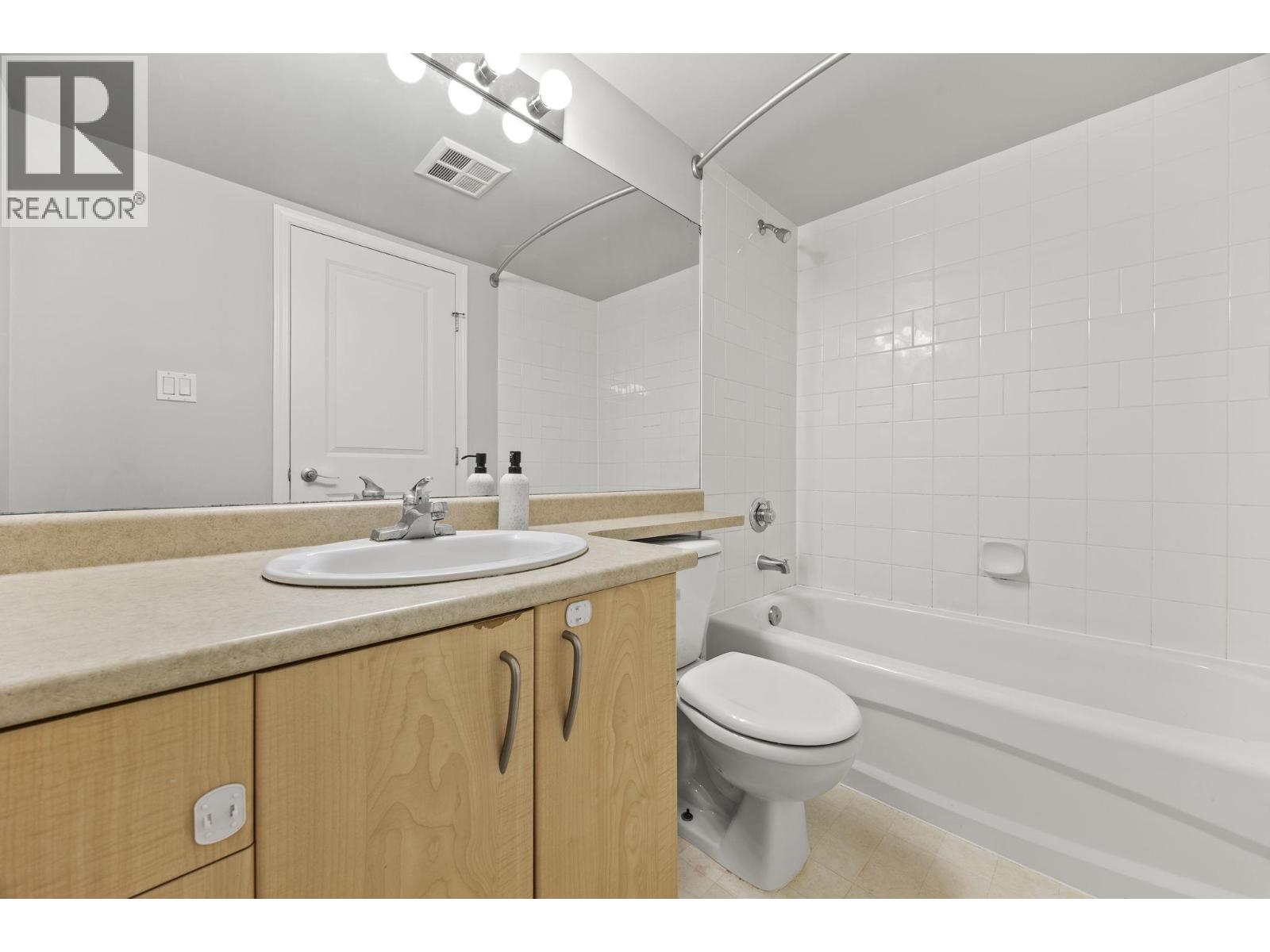 1409 3520 Crowley Drive, Vancouver, British Columbia  V5R 6G9 - Photo 10 - R3141180