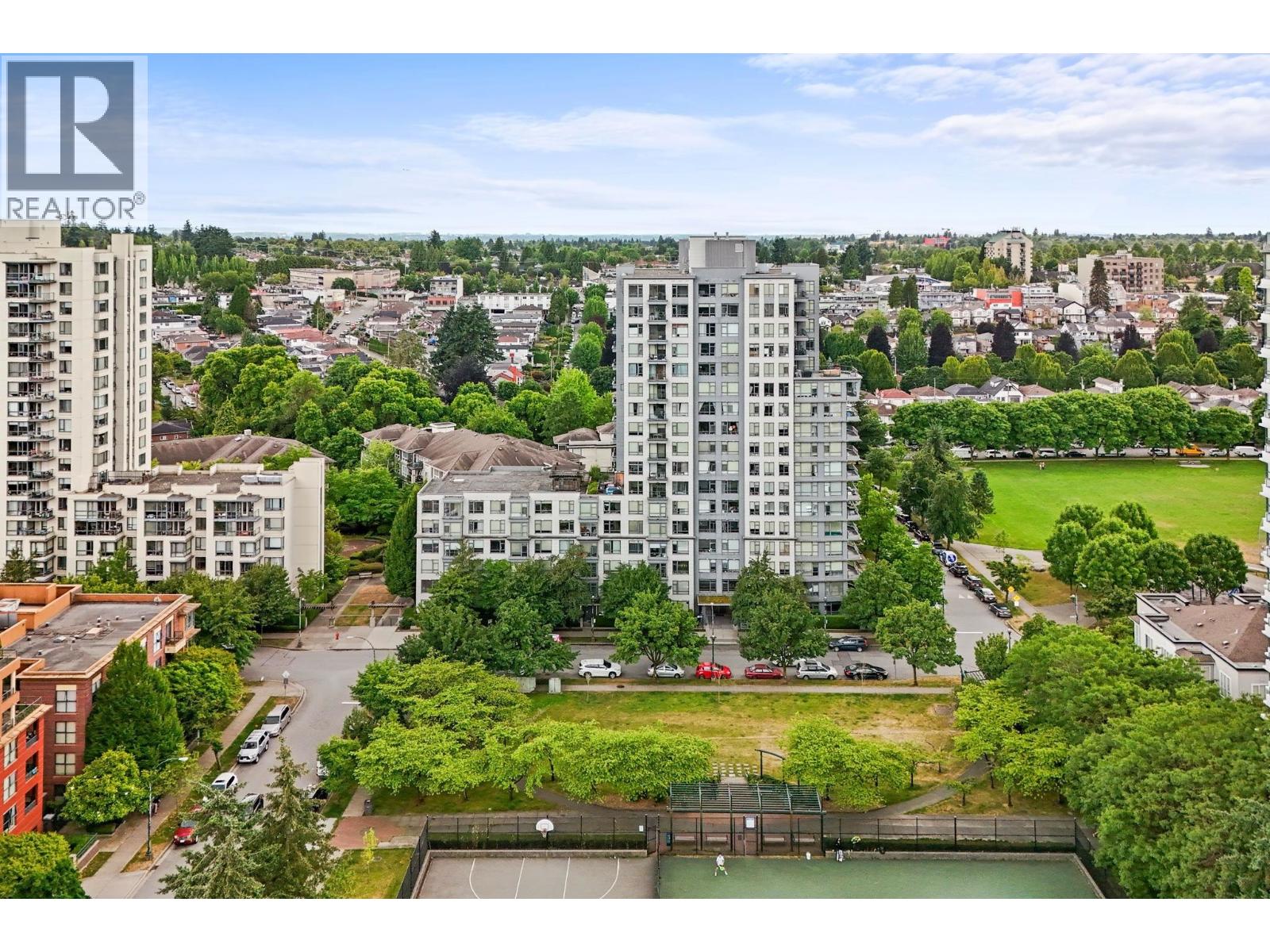 1409 3520 Crowley Drive, Vancouver, British Columbia  V5R 6G9 - Photo 2 - R3141180