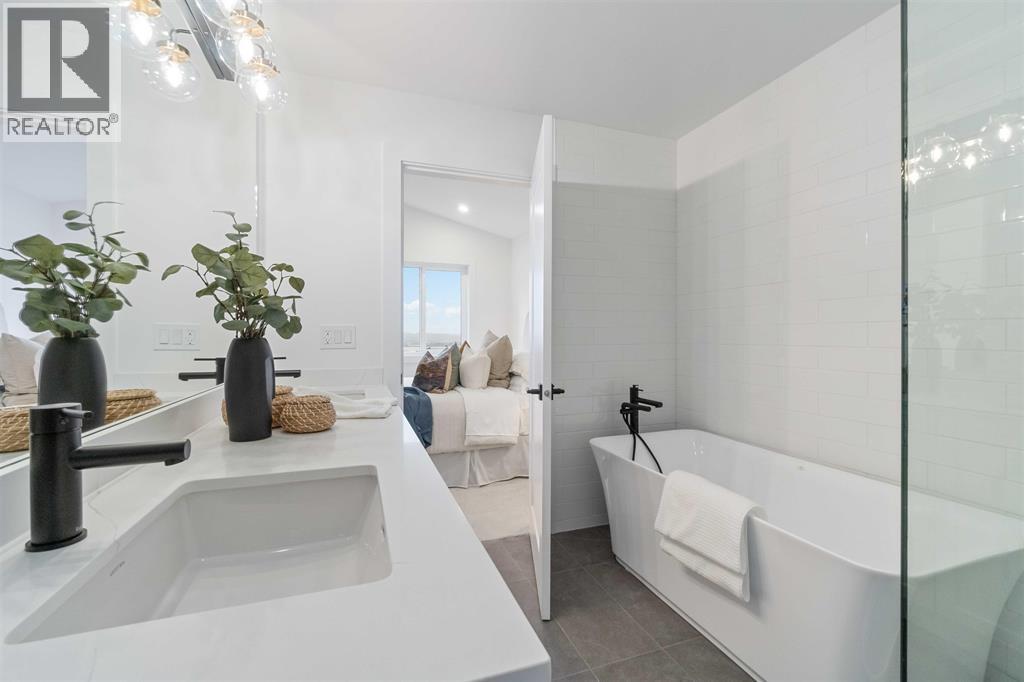 1162 Howse Place, Coquitlam, British Columbia  V3E 3N2 - Photo 3 - R3141185