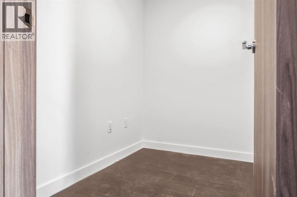 500x 4880 Lougheed Highway, Burnaby, British Columbia  V5C 0N1 - Photo 13 - R3141187