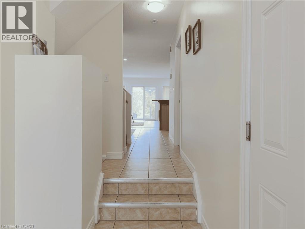 78 Colton Circle, Kitchener, Ontario  N2A 4K4 - Photo 3 - 40843893