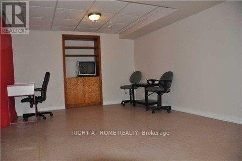 1036 Sawgrass Crescent, Mississauga, Ontario  L5C 3Y3 - Photo 10 - W13504406