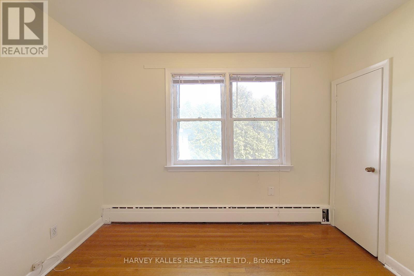 103 & 105 Gilmour Avenue, Toronto, Ontario  M6P 3B2 - Photo 14 - W13504478