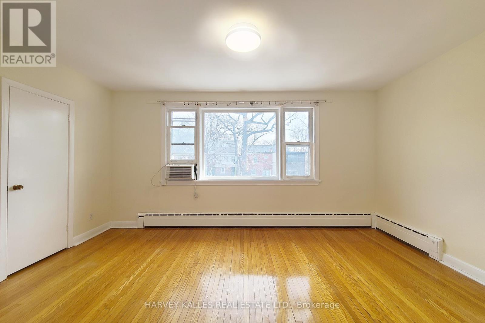 103 & 105 Gilmour Avenue, Toronto, Ontario  M6P 3B2 - Photo 16 - W13504478