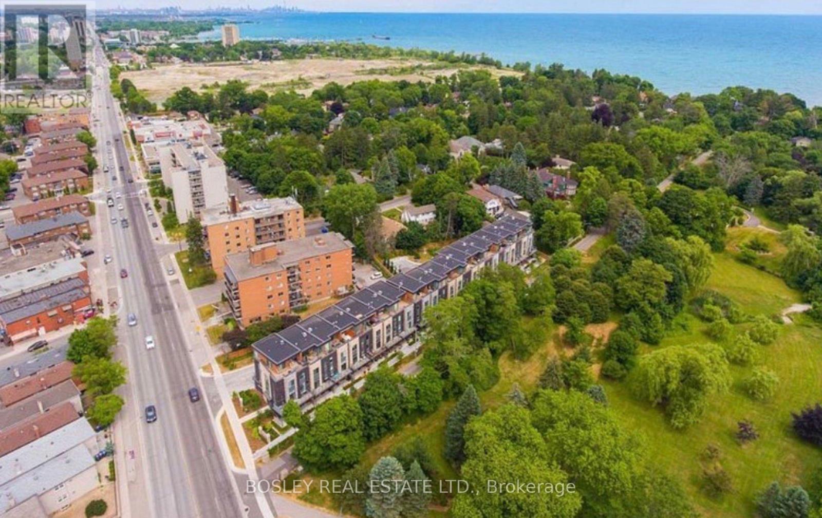 7 Godfrey's Lane, Mississauga, Ontario  L5H 2T1 - Photo 3 - W13504488