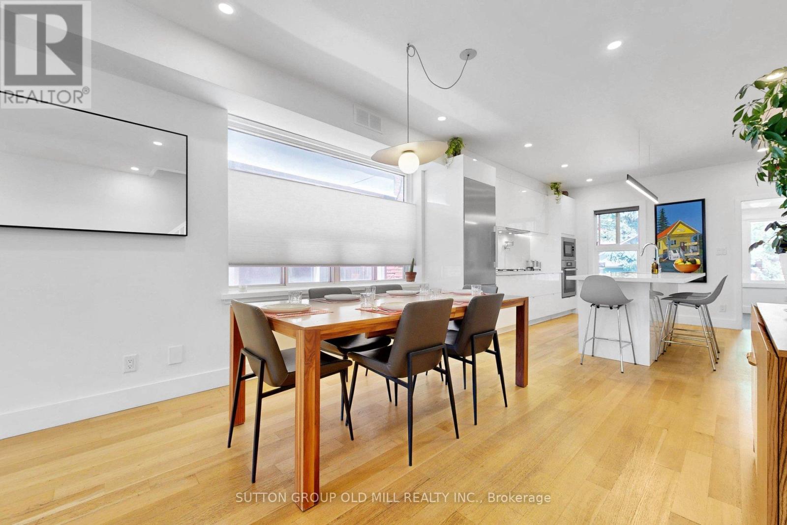 90 Fermanagh Avenue, Toronto, Ontario  M6R 1M2 - Photo 13 - W13504504