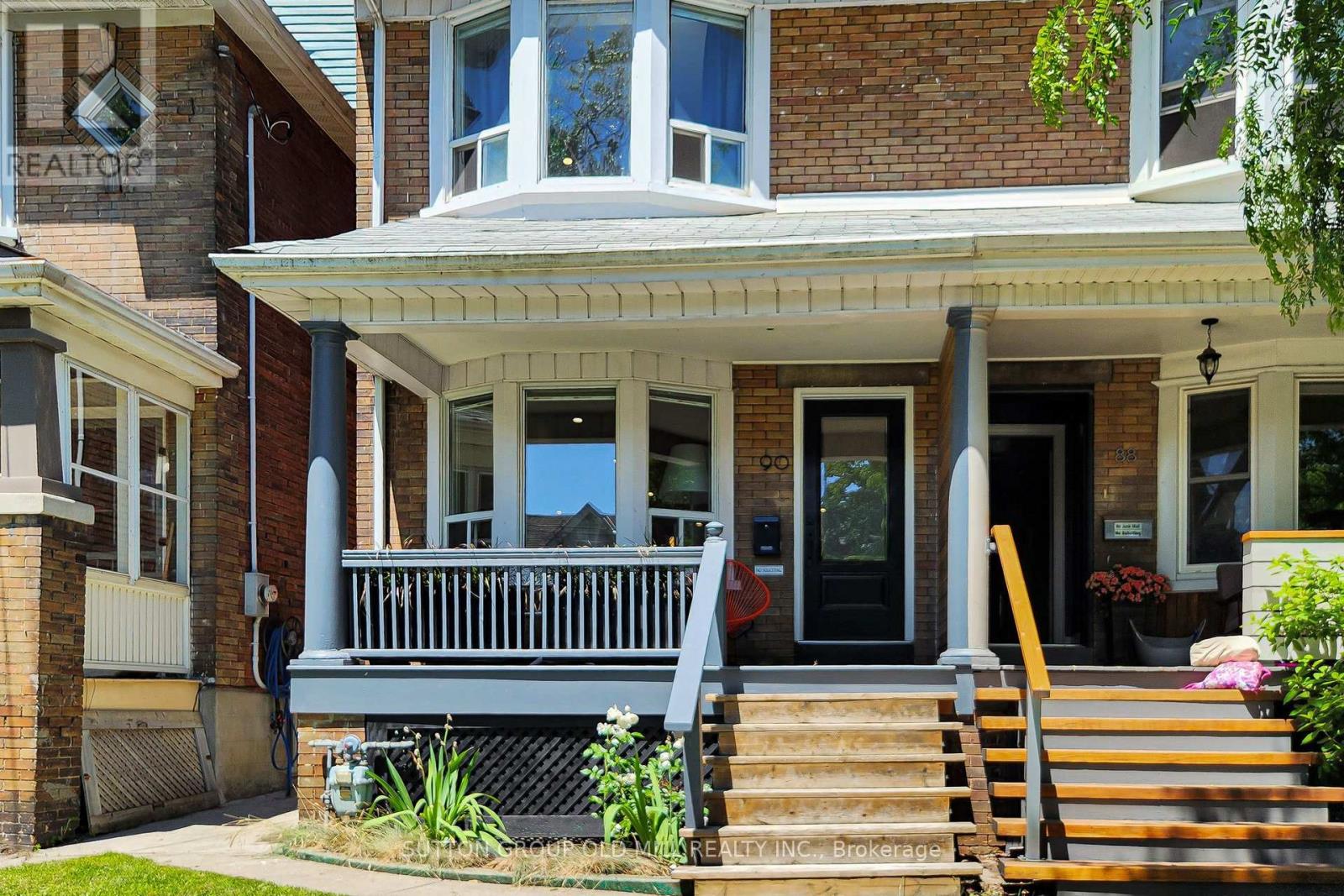 90 Fermanagh Avenue, Toronto, Ontario  M6R 1M2 - Photo 2 - W13504504