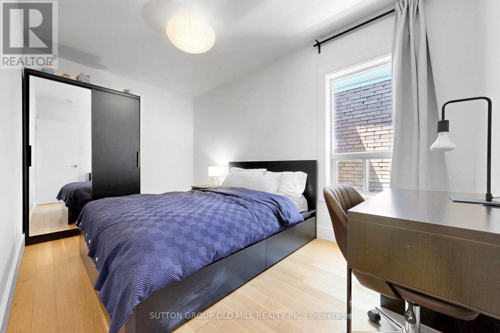 90 Fermanagh Avenue, Toronto, Ontario  M6R 1M2 - Photo 32 - W13504504