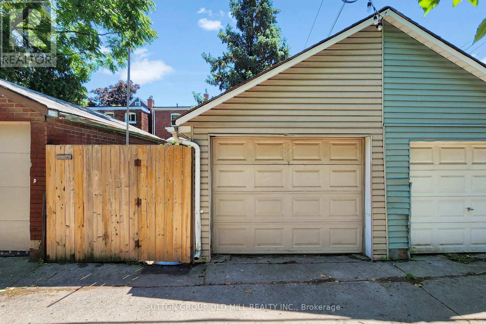 90 Fermanagh Avenue, Toronto, Ontario  M6R 1M2 - Photo 43 - W13504504