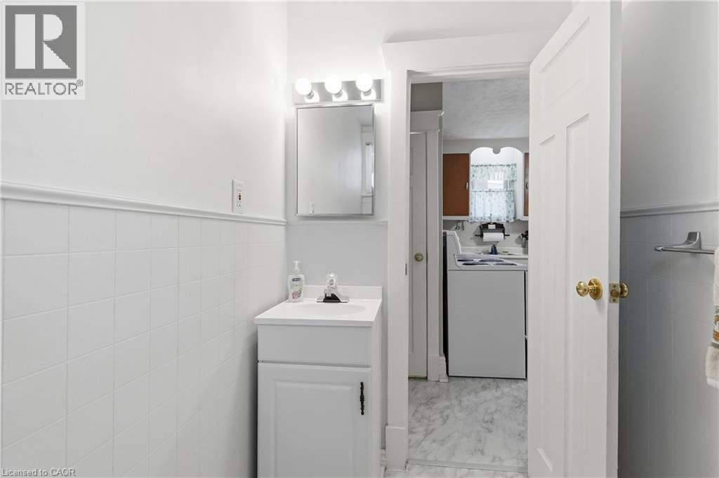 73 Tuxedo Avenue N, Hamilton, Ontario  L8H 4P6 - Photo 18 - 40843377