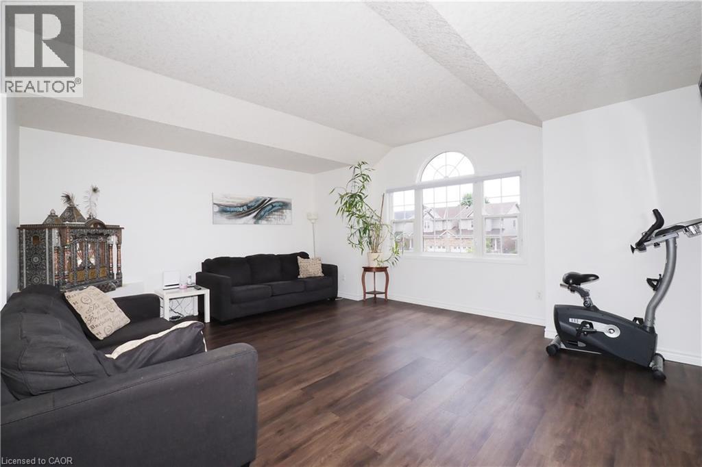 14 Donnenwerth Drive, Kitchener, Ontario  N2E 3X3 - Photo 23 - 40843434