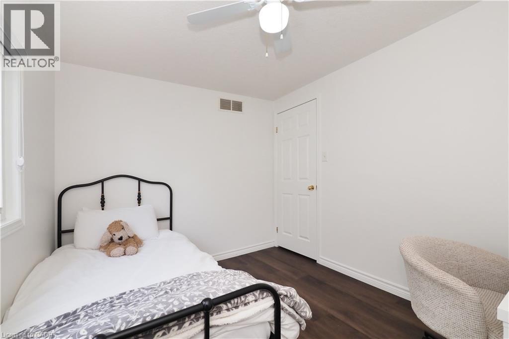 14 Donnenwerth Drive, Kitchener, Ontario  N2E 3X3 - Photo 31 - 40843434