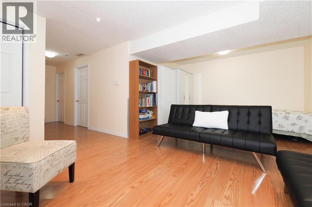 14 Donnenwerth Drive, Kitchener, Ontario  N2E 3X3 - Photo 40 - 40843434
