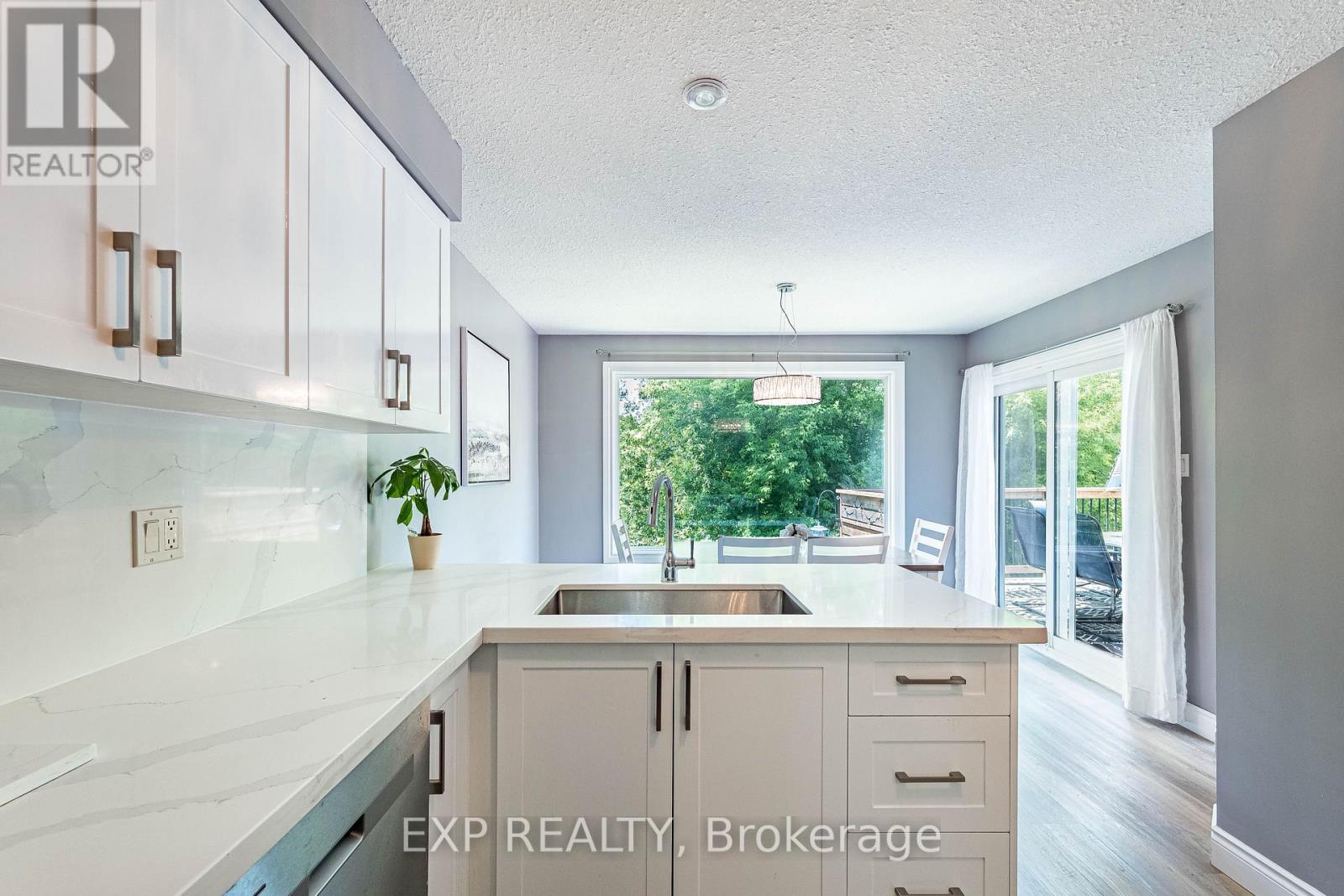63 Wood Grove Crescent, Cambridge, Ontario  N1T 2A1 - Photo 13 - X13504404