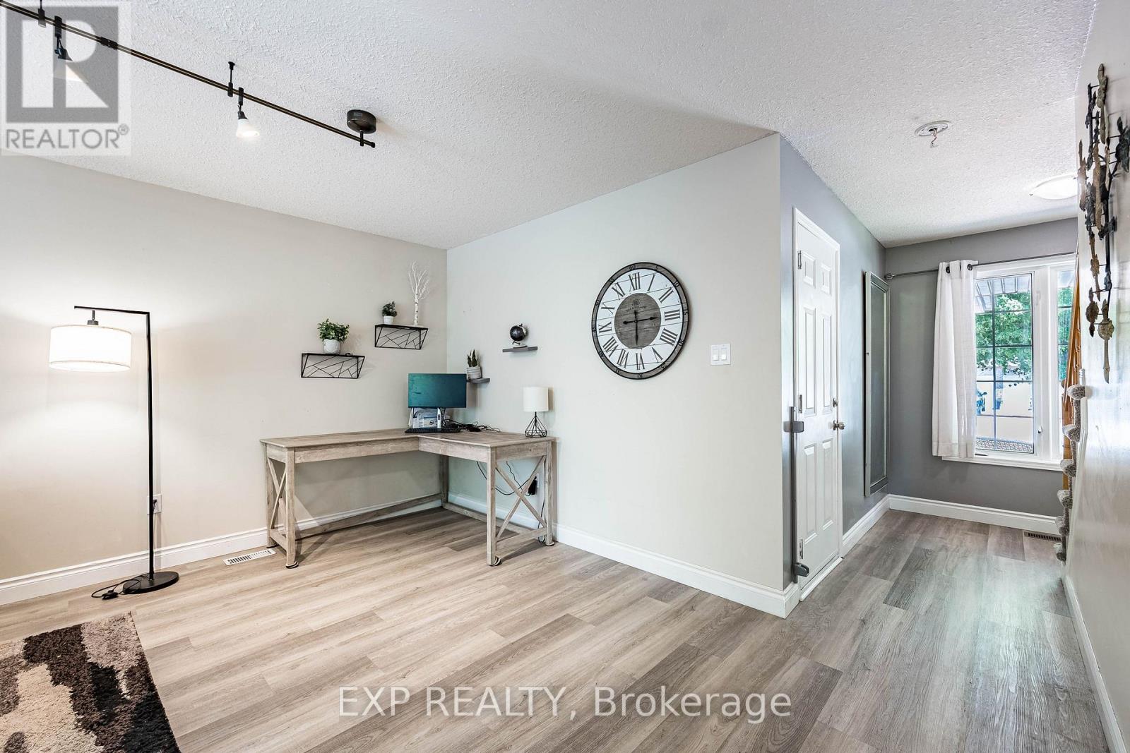 63 Wood Grove Crescent, Cambridge, Ontario  N1T 2A1 - Photo 9 - X13504404