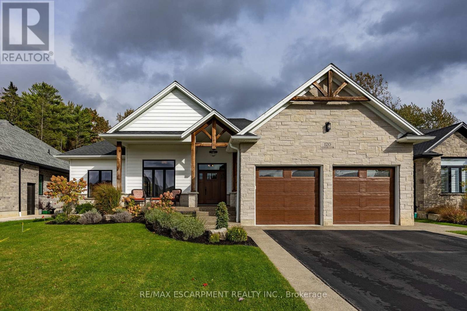 120 NEWPORT LANE, Norfolk, Ontario