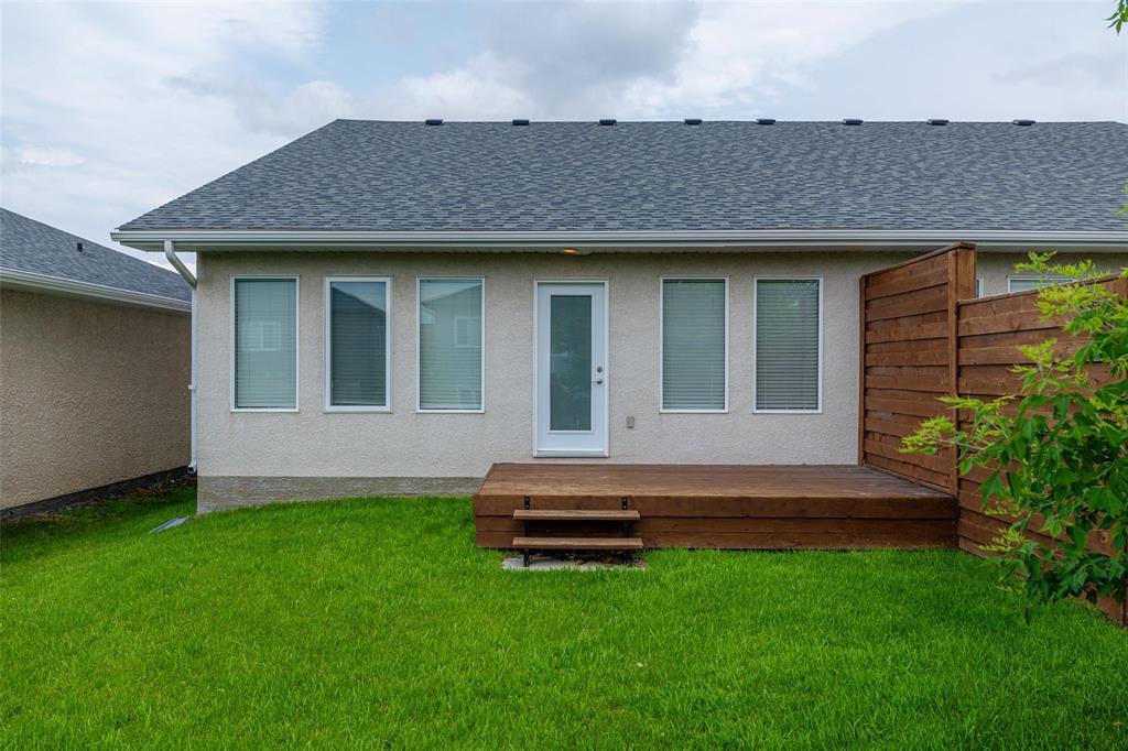 70 Parkhill Crescent, Steinbach, Manitoba R5G 0Z4 - Photo 30 - 202615120