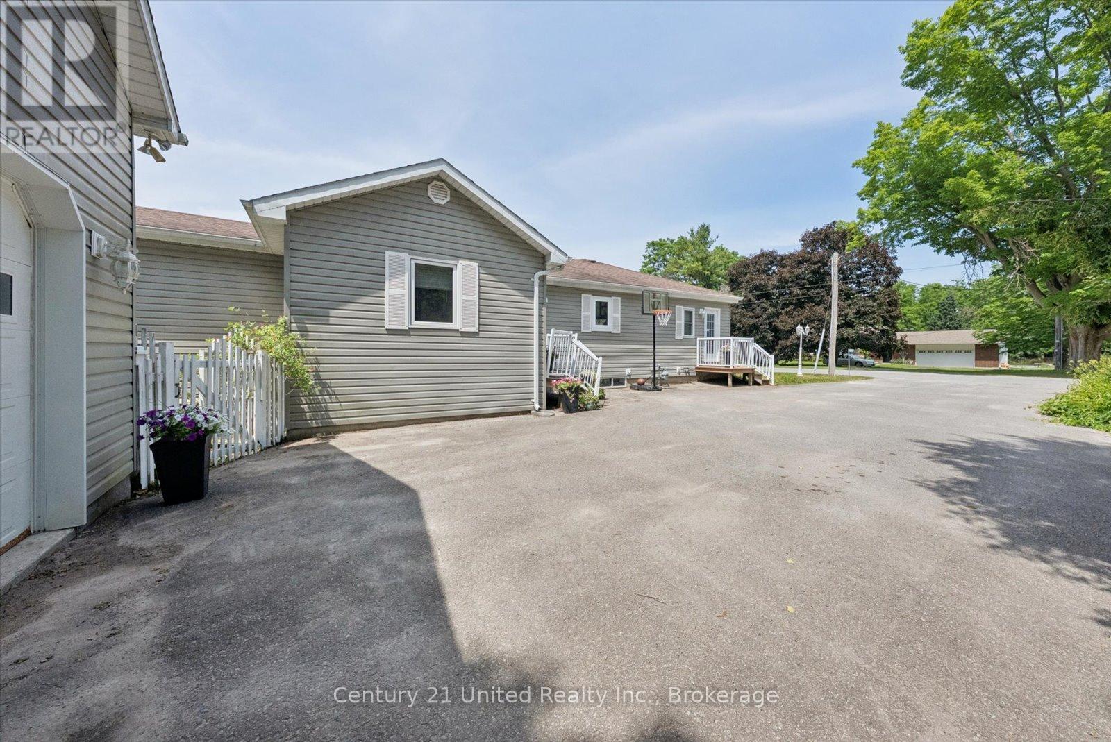 1507 Cedar Valley Road, Cavan Monaghan, Ontario  K0L 1V0 - Photo 3 - X13504714