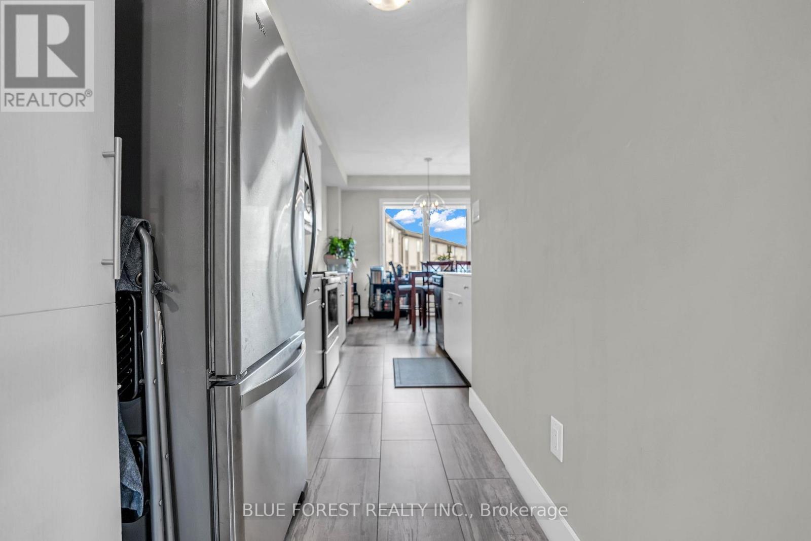 4 - 2070 Meadowgate Boulevard, London South, Ontario  N6M 0H5 - Photo 11 - X13504582