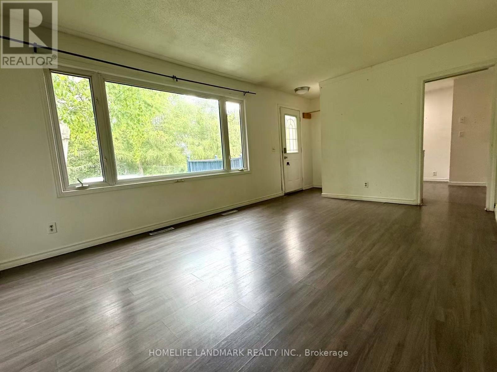 185 SINCLAIR AVENUE, Oshawa, Ontario