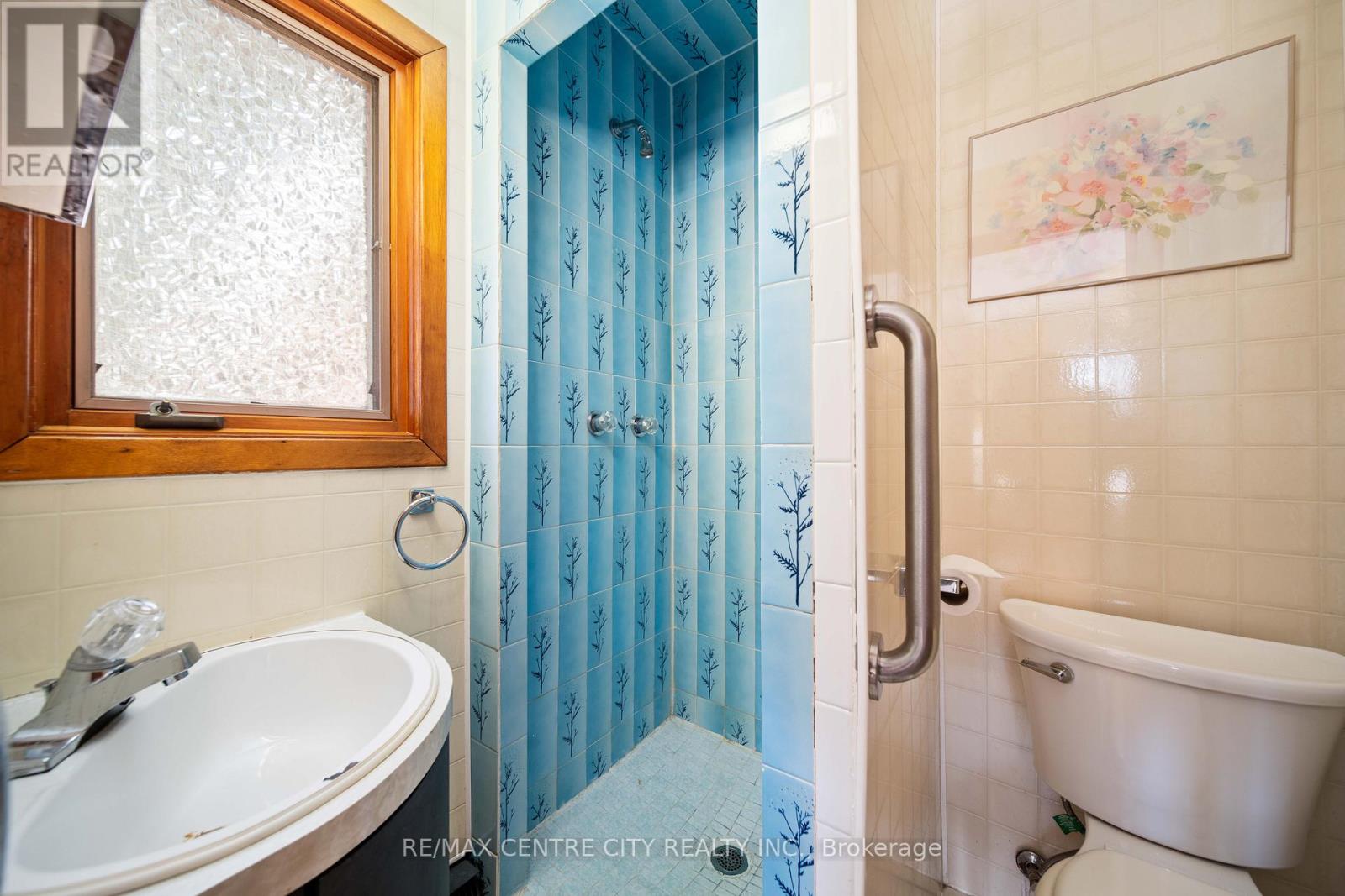 23171 Talbot Line, West Elgin, Ontario  N0L 2C0 - Photo 18 - X13504838