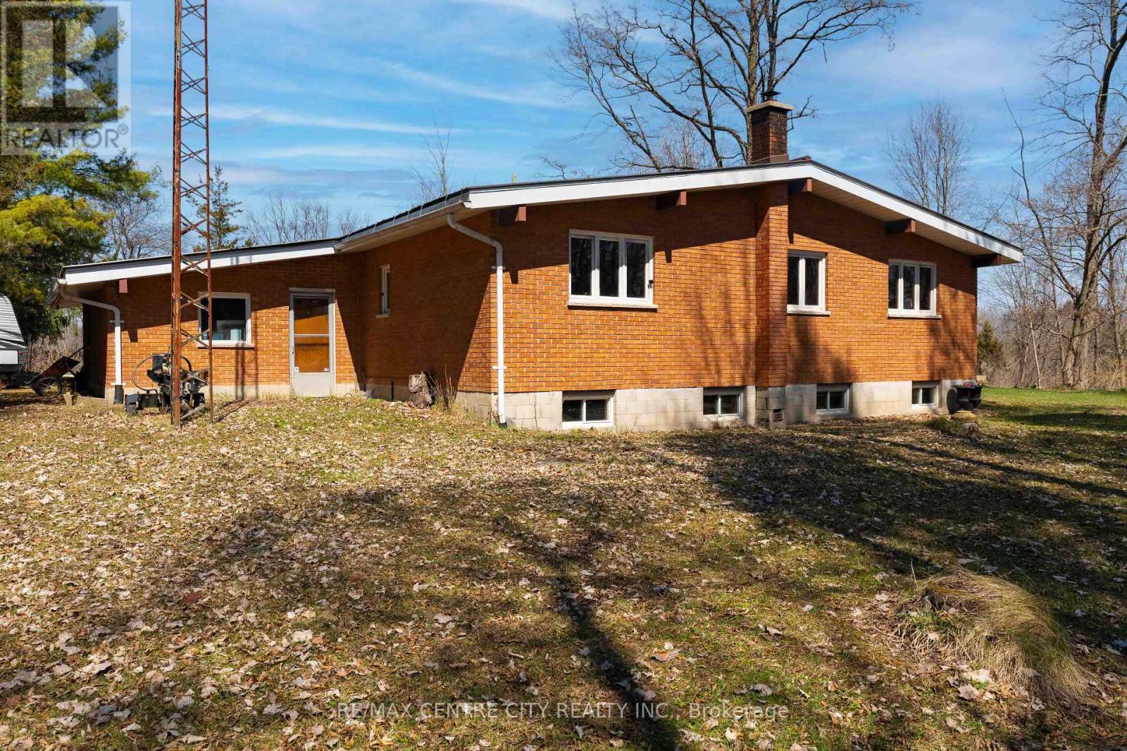23171 Talbot Line, West Elgin, Ontario  N0L 2C0 - Photo 35 - X13504838