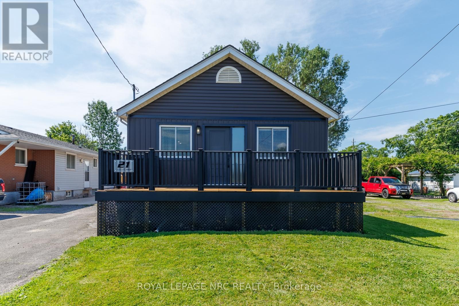 21 HURON STREET, Welland, Ontario