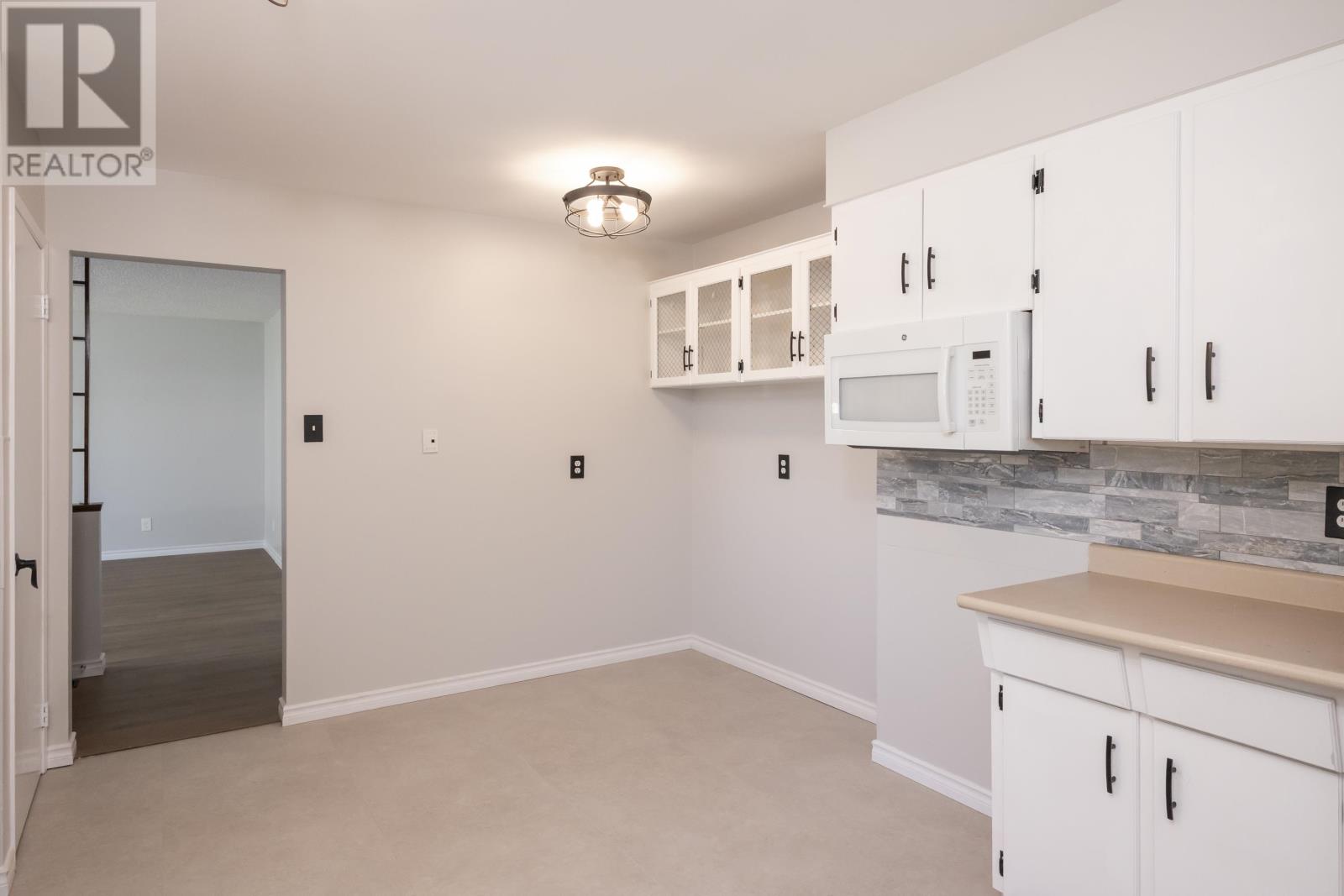 103 Elron Cres, Thunder Bay, Ontario  P7C 5T2 - Photo 8 - TB2601737