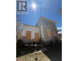 502 MARTIN STREET, Pembroke, Ontario