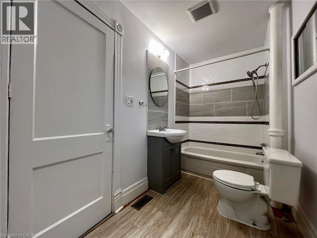 6 PEGLER Street - Photo 16