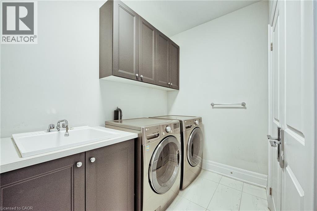 196 Rebecca Street, Oakville, Ontario  L6K 1J9 - Photo 4 - 40843866