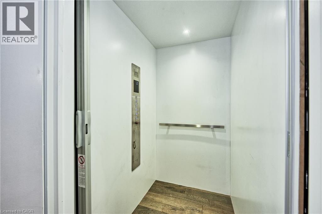 196 Rebecca Street, Oakville, Ontario  L6K 1J9 - Photo 6 - 40843866