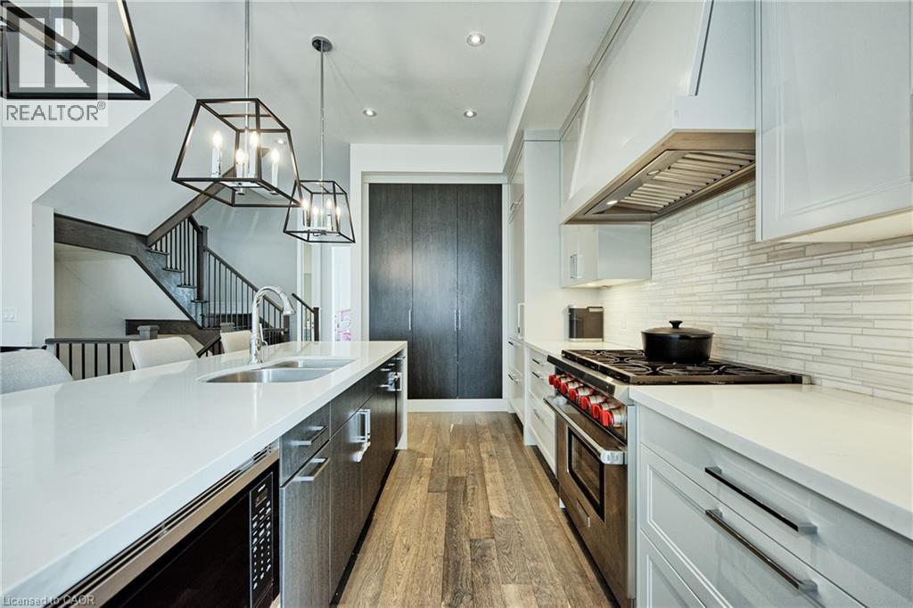 196 Rebecca Street, Oakville, Ontario  L6K 1J9 - Photo 9 - 40843866