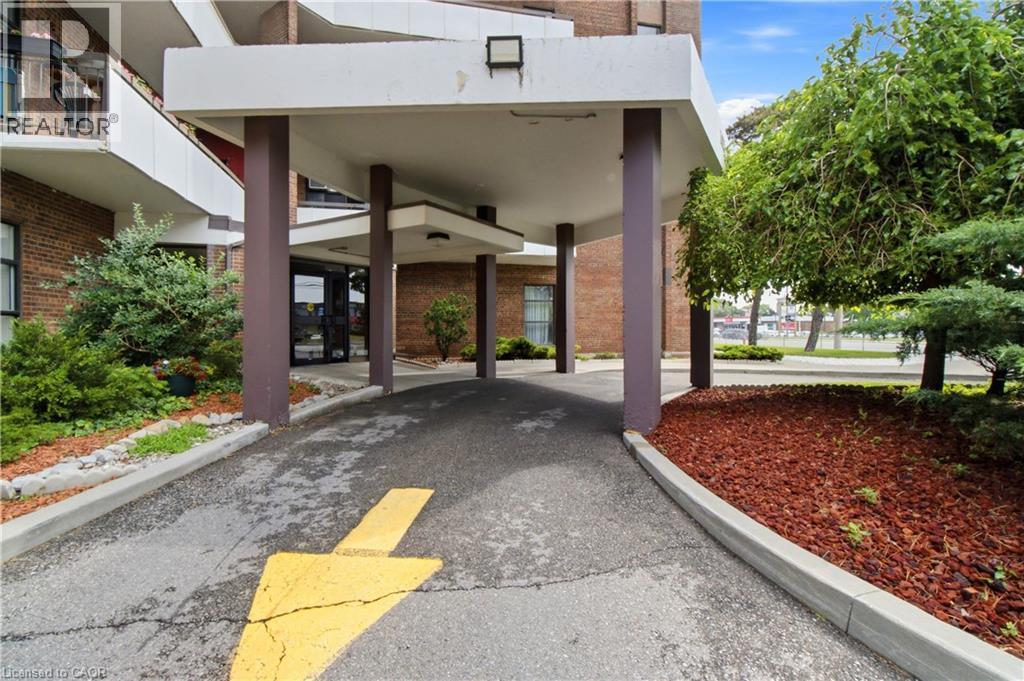 3025 Queen Frederica Drive Unit# 201, Mississauga, Ontario  L4Y 3A1 - Photo 10 - 40843797