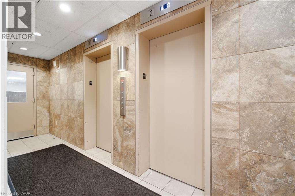 3025 Queen Frederica Drive Unit# 201, Mississauga, Ontario  L4Y 3A1 - Photo 15 - 40843797