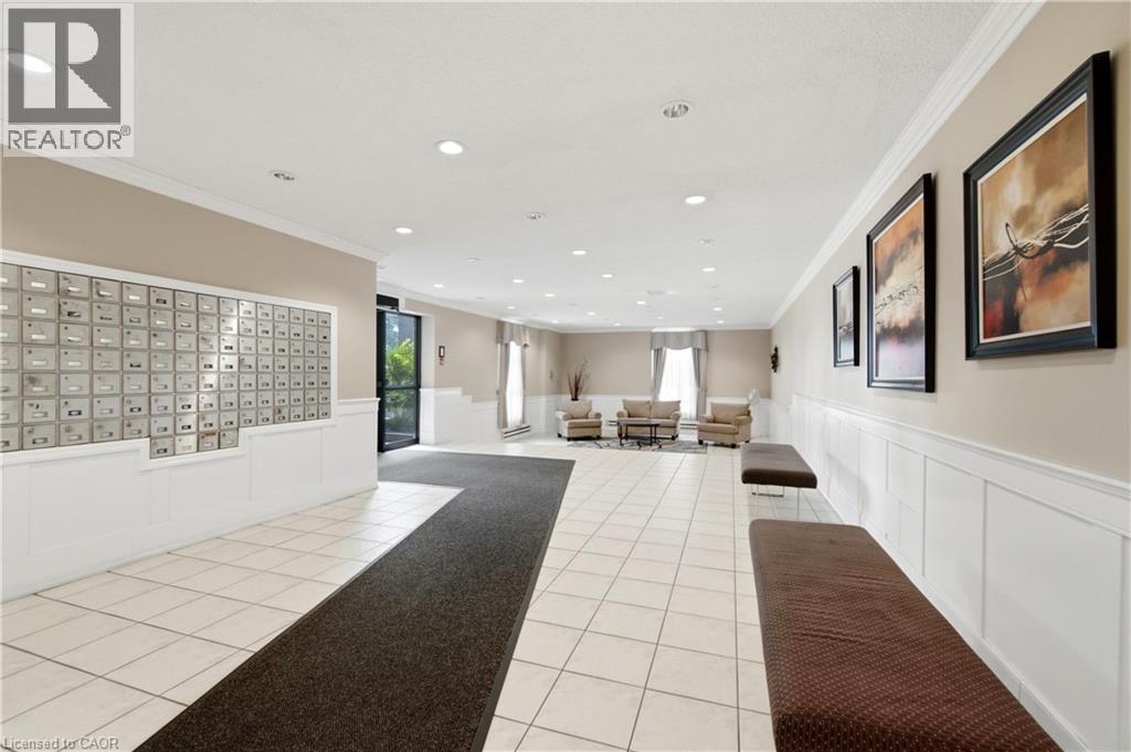 3025 Queen Frederica Drive Unit# 201, Mississauga, Ontario  L4Y 3A1 - Photo 14 - 40843797