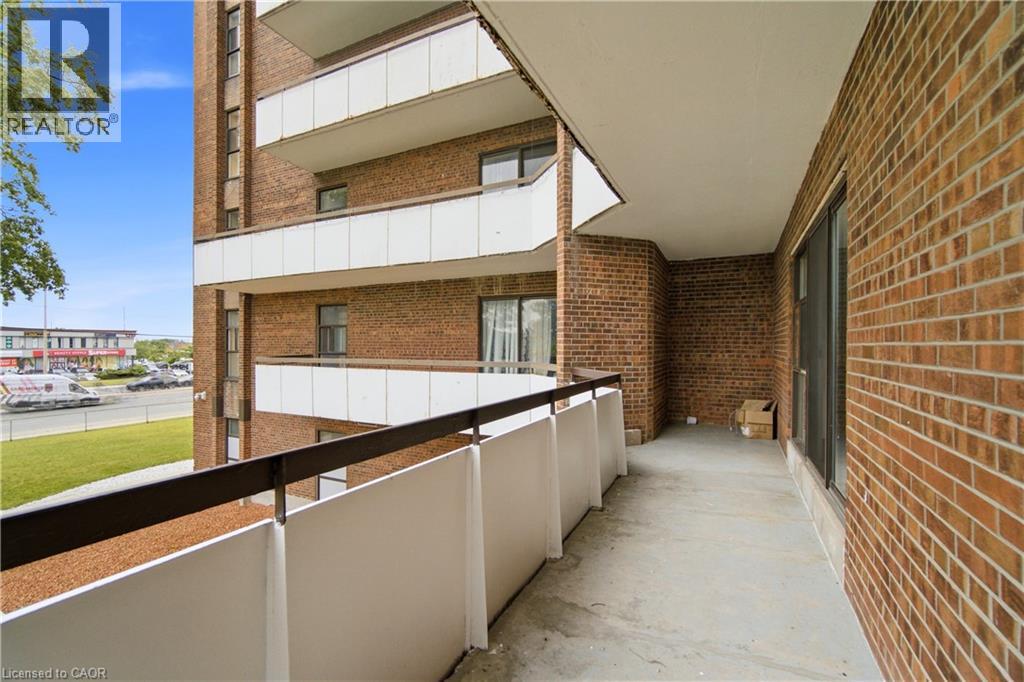 3025 Queen Frederica Drive Unit# 201, Mississauga, Ontario  L4Y 3A1 - Photo 38 - 40843797