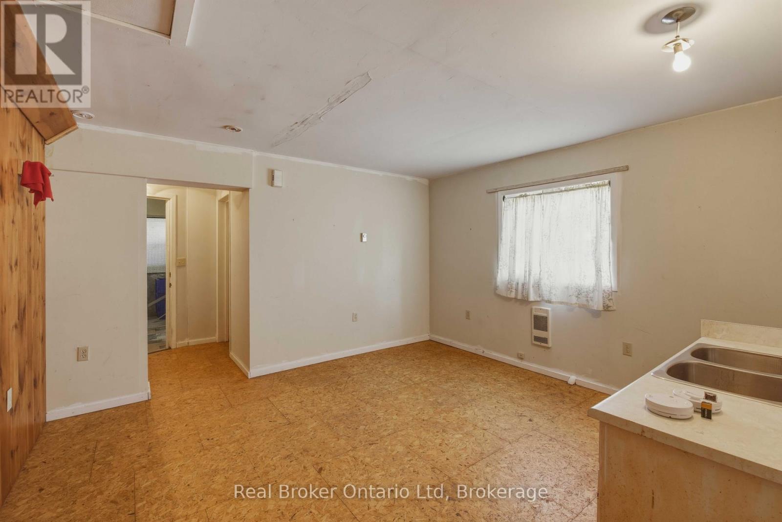 7024 # 6 Highway, Northern Bruce Peninsula, Ontario  N0H 2R0 - Photo 19 - X13504536