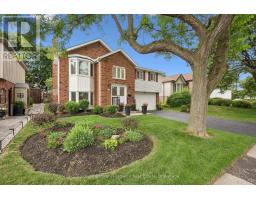 106 WOODBOROUGH ROAD, Guelph, Ontario