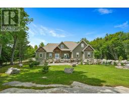 9 GEORGE HUNT MEMORIAL DRIVE, McDougall, Ontario