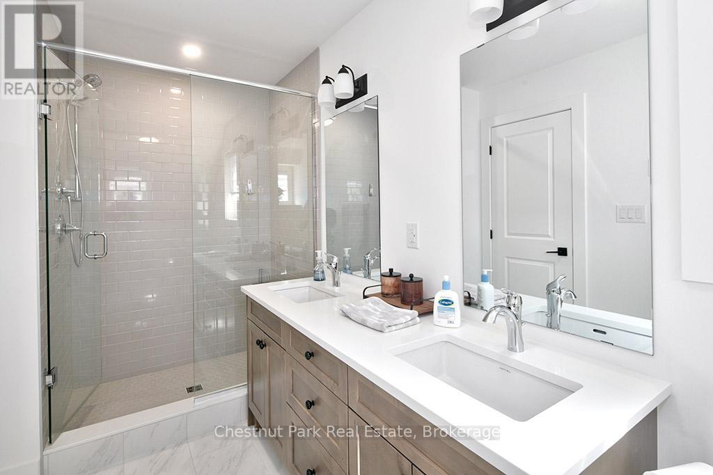 137 White Oak Crescent, Blue Mountains, Ontario  L9Y 5T5 - Photo 12 - X13504734