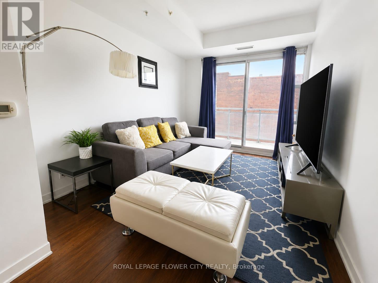 607 - 10 Willison Square, Toronto, Ontario  M5T 1E7 - Photo 2 - C13166422